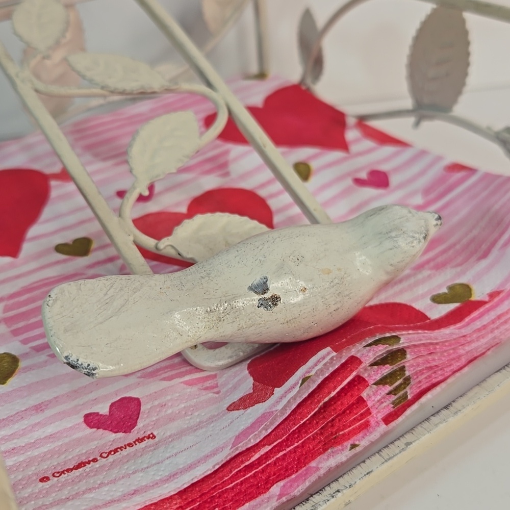 Shabby Chic Cottage Cream/Off White Metal Napkin Holder with Bird Vine Design - Picture 2 of 11